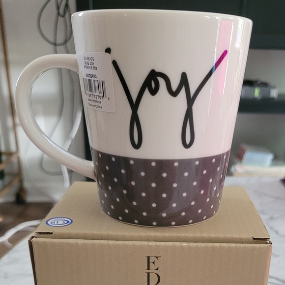 Ellen Degeneres Mug - Picture 4 of 5